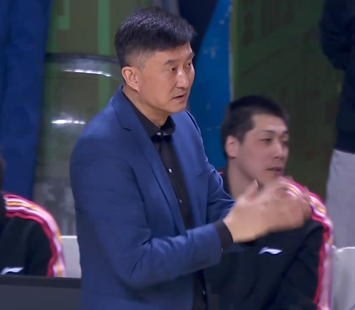 壹号娱乐下载-广东16分大胜同曦！胡明轩王者归来，焦泊乔爆发砍两双，徐杰9+5