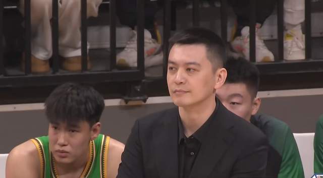 壹号娱乐-30分惨负广东！杨鸣回怼记者：不清楚你这个问题到底想表达什么？