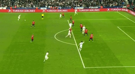 壹号娱乐下载-【早报】一波三折！曼联欧冠垫底，收视率第一！