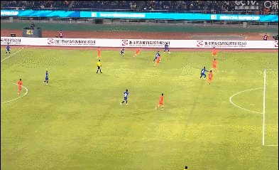 壹号娱乐-【超级杯】阿齐兹头槌谢鹏飞破门 三镇2比0十人泰山