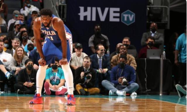 1638858760202058314.png 壹号娱乐APP-43+15+7!听说有新队友要来?恩比德立刻兴奋了