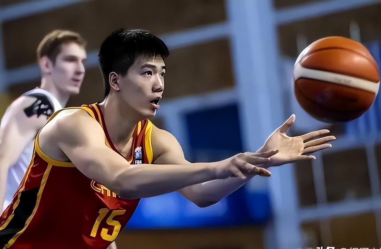 壹号娱乐APP-中国男篮逆转夜最差劲之人:失误被换下 仅出场30秒