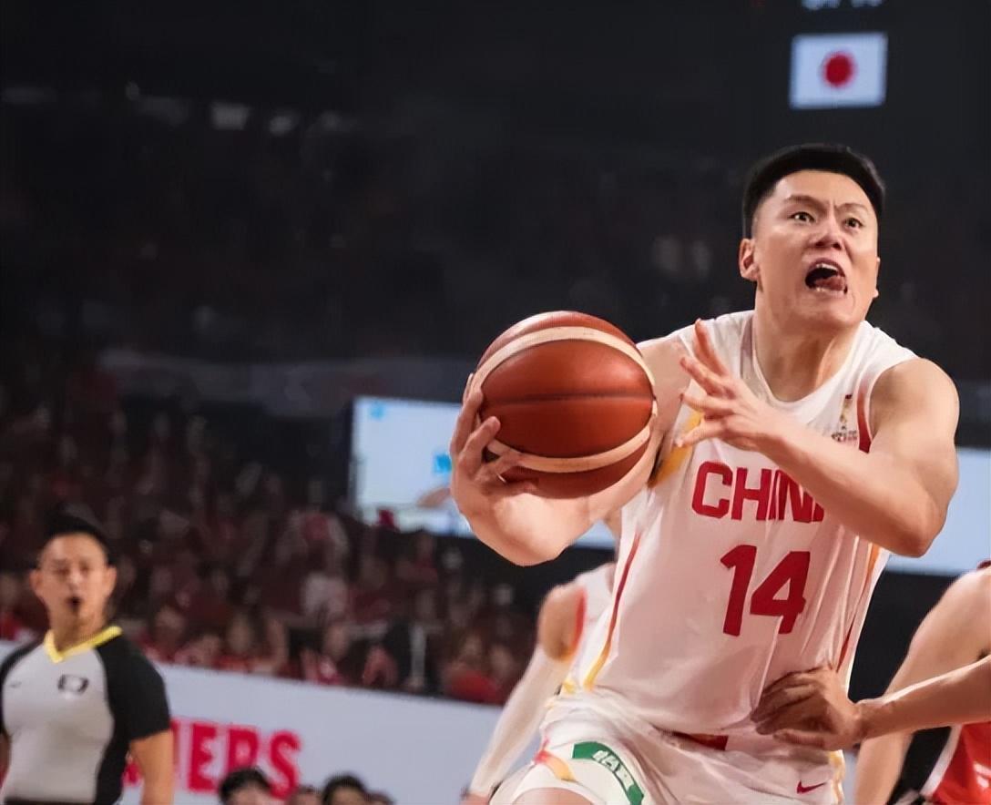 一号娱乐-中国男篮100-93中国台北 球员评价:5人优秀,2人及格,5人低迷