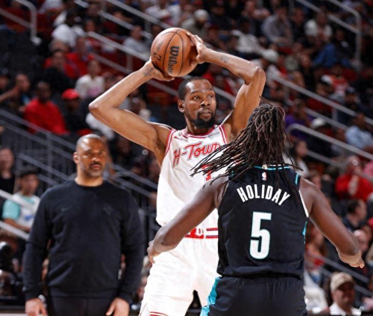 险胜开拓者!阿门轰26+7,谢泼德17+6+3再超神下去,火箭能争冠了