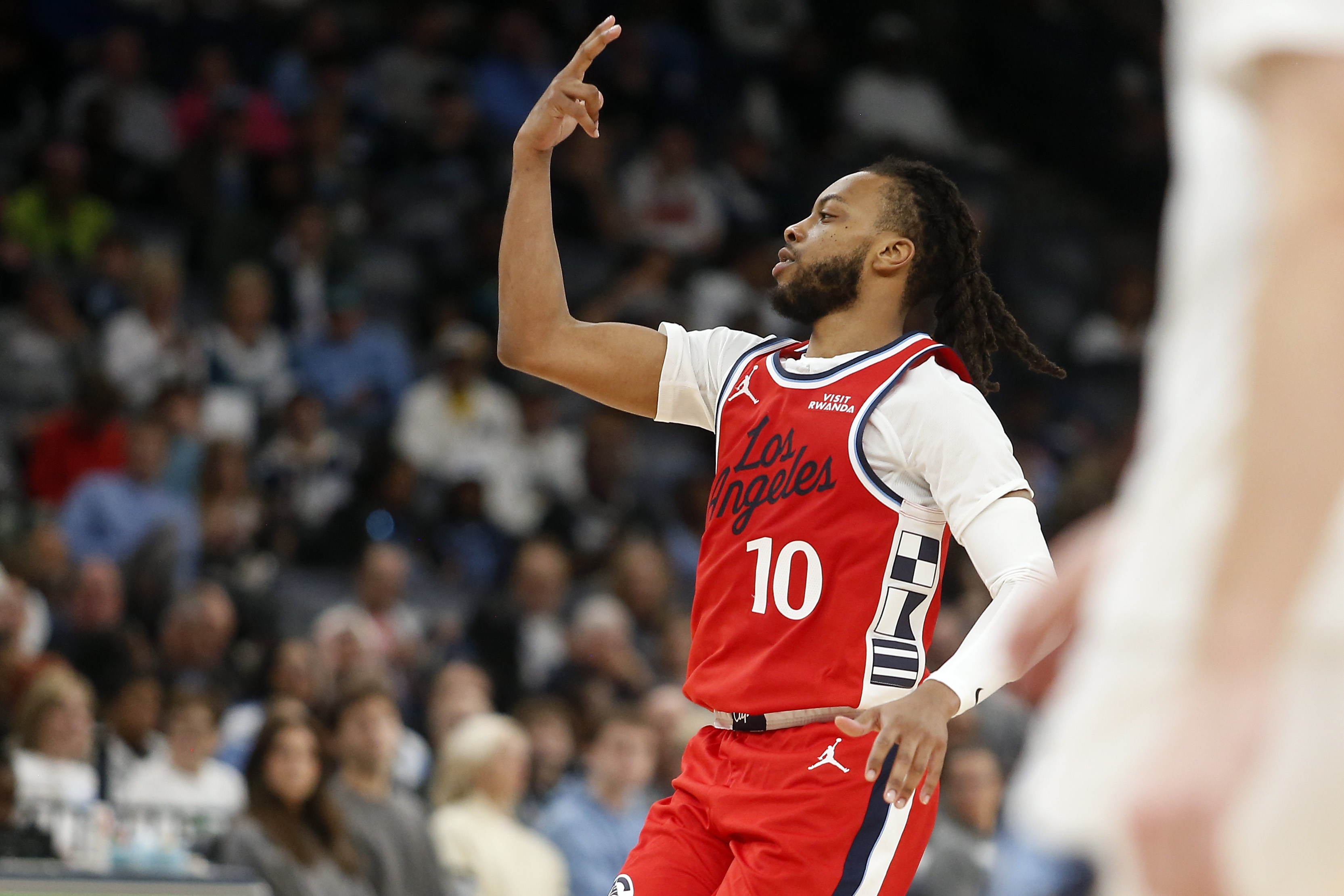 壹号娱乐-伦纳德表现比肩SGA&amp;文班&amp;约基奇 谁都不会想在季后赛首轮面对快船