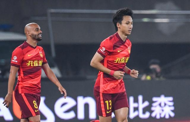 1619193324117028811.jpg 壹号娱乐APP-尹鸿博“给点阳光就灿烂” 左右通吃复制四年前首球