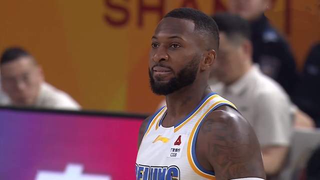 壹号娱乐APP-拒绝逆转，北京男篮1分险胜山西 张才仁制胜补篮 翟晓川9+4+4全能