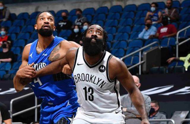 壹号娱乐官网-哈里斯与哈登体能告急？篮网手感冰封暂缓急行脚步